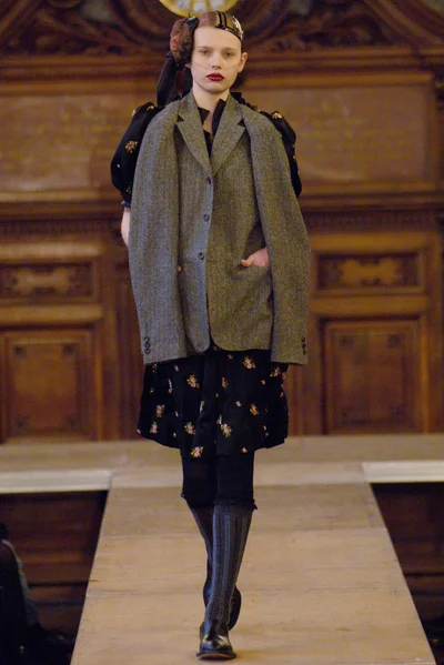 Look 27